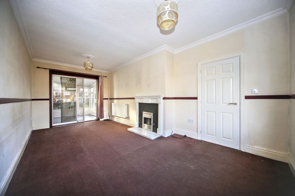 Property photo 3 of 25