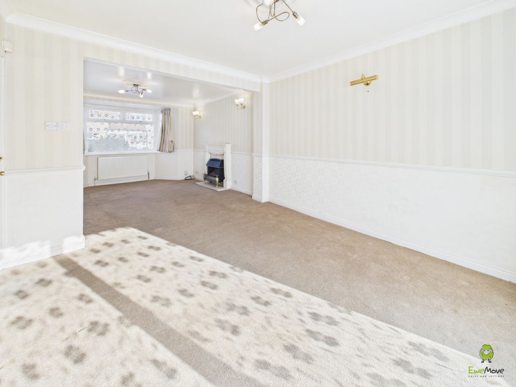 Property photo 3 of 17 Presented By Clinton At Ewemove Bexleyheath And Da