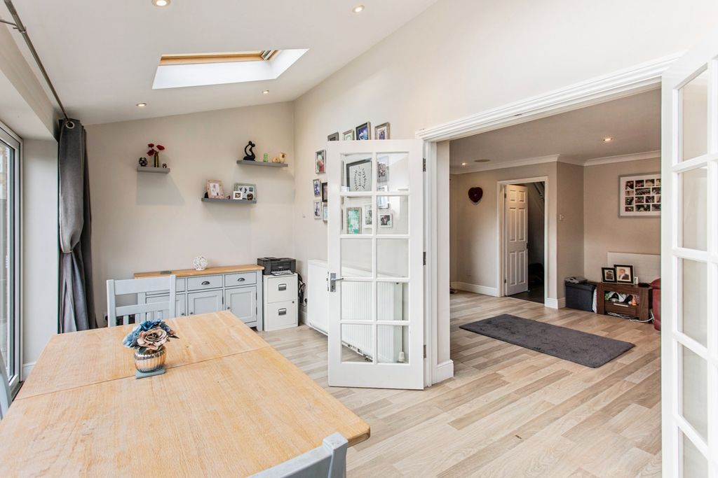 Property photo 2 of 16 Dining Room