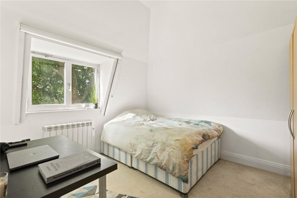 Property photo 3 of 10 Picture No. 04