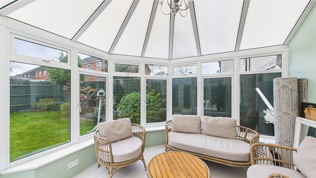 Additional image 8 of 3 bed detached house for saleLightwater, Surrey GU18