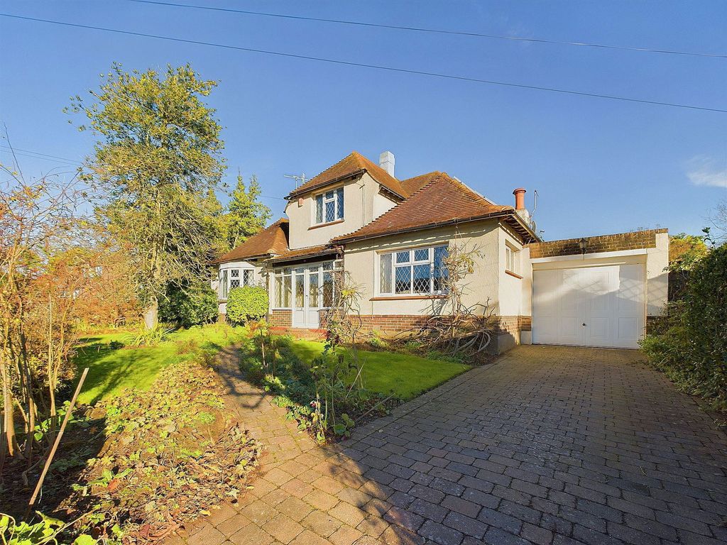 Property photo 1 of 31
