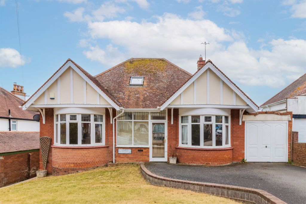 Property photo 1 of 27