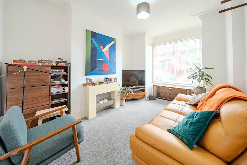 Property photo 2 of 12 Picture No. 03