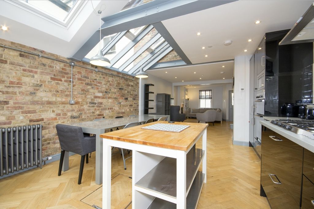 Property photo 3 of 20 Image (107)