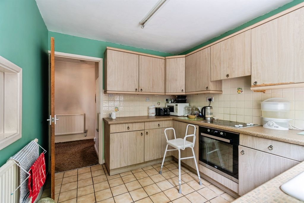 Property photo 3 of 15