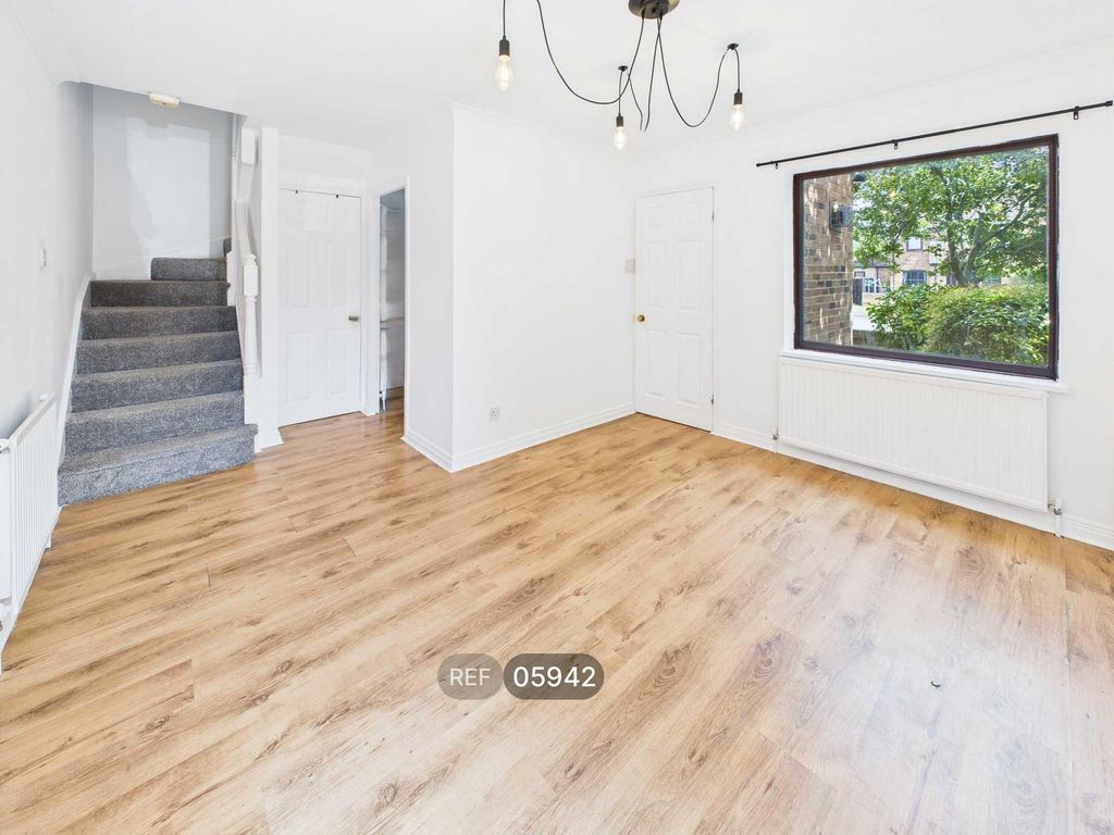 Property photo 3 of 8 Living Room