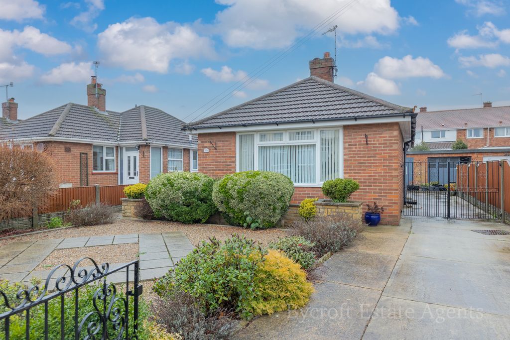 Property photo 1 of 14