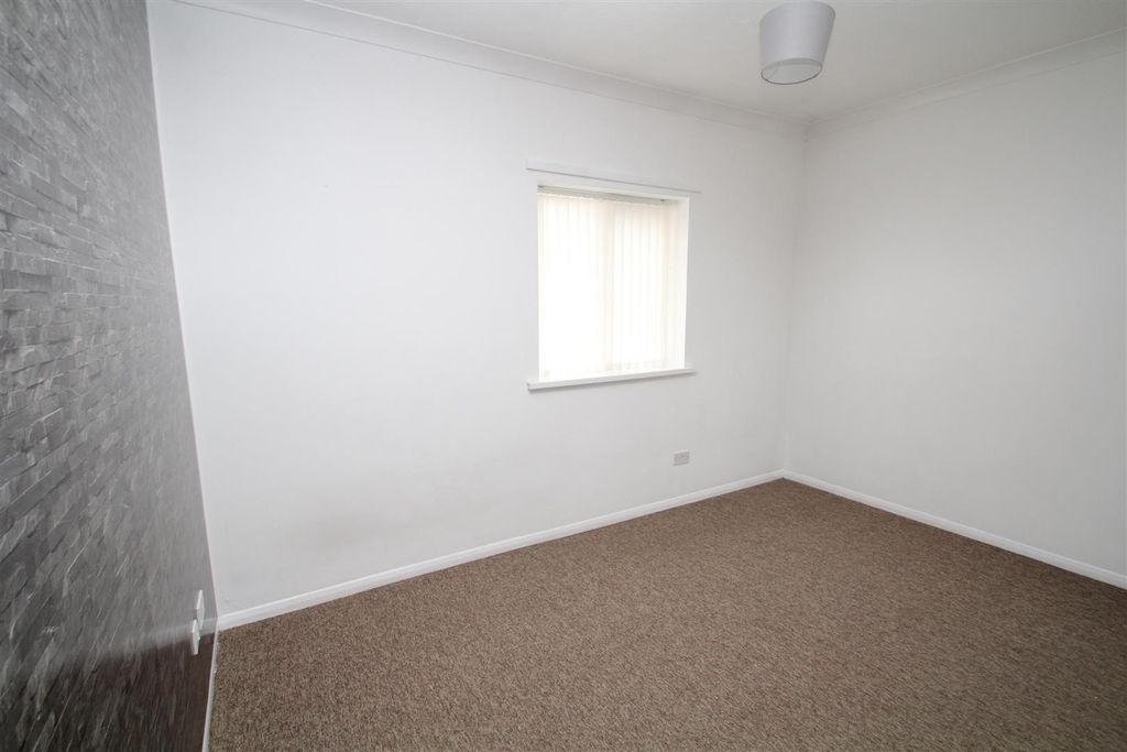 Property photo 2 of 9 Img_1235.Jpg