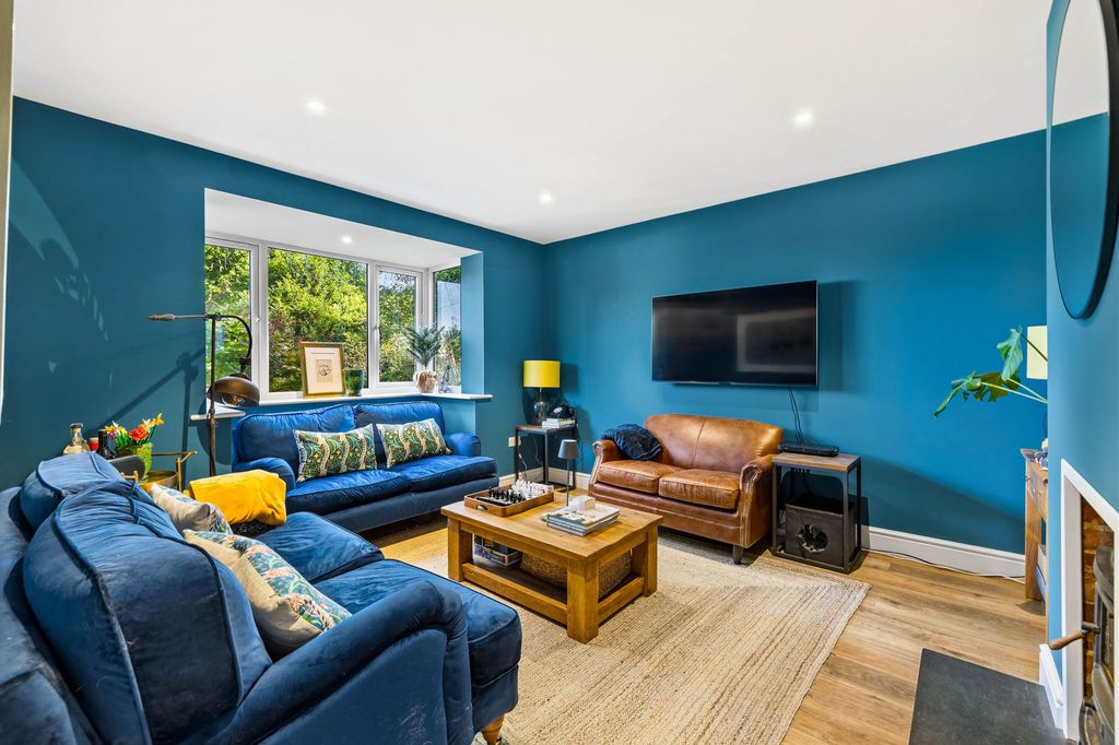 Additional image 8 of 5 bed detached house for saleSaxbys Lane, Lingfield RH7