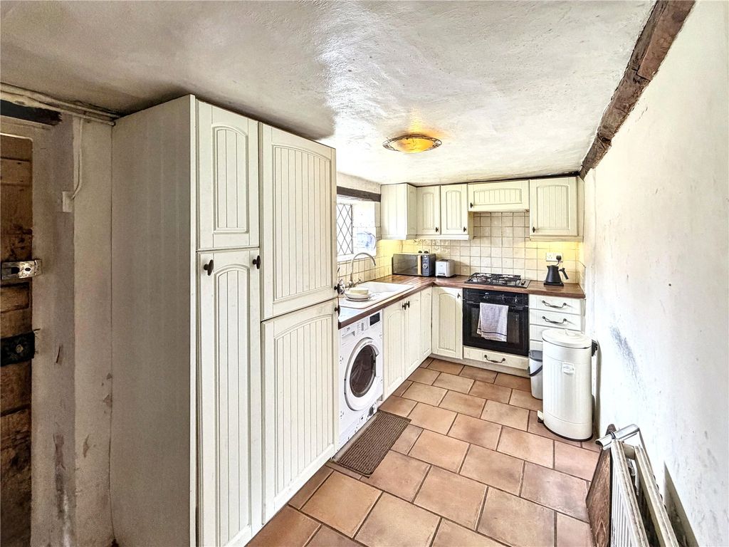 Property photo 2 of 16 Picture No. 15
