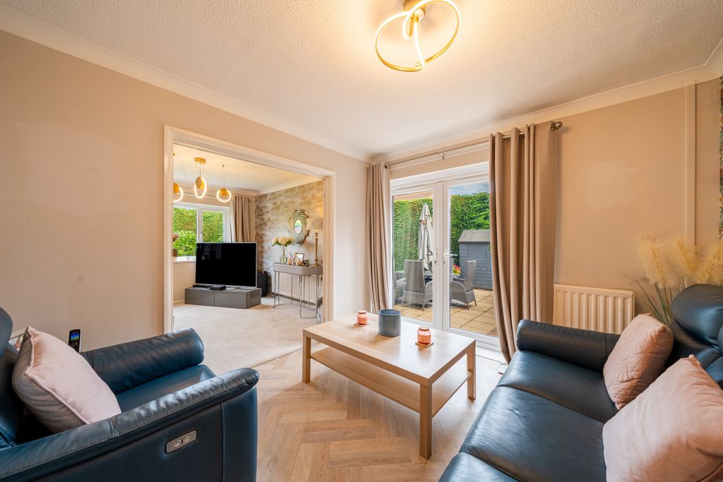 Property photo 3 of 20