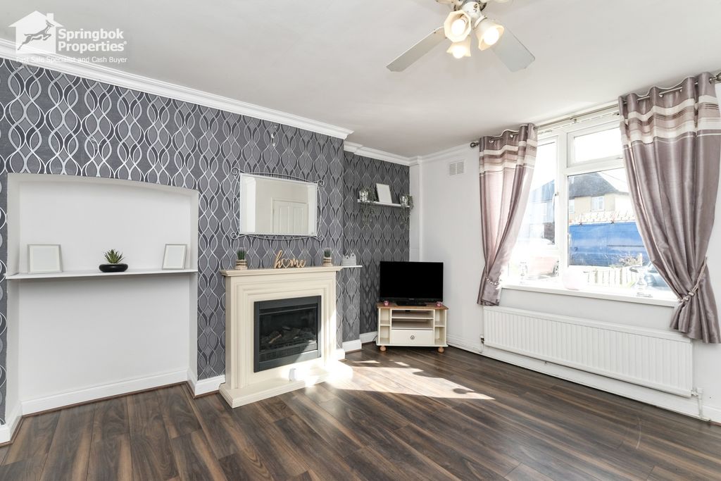 Property photo 3 of 21 Image 3