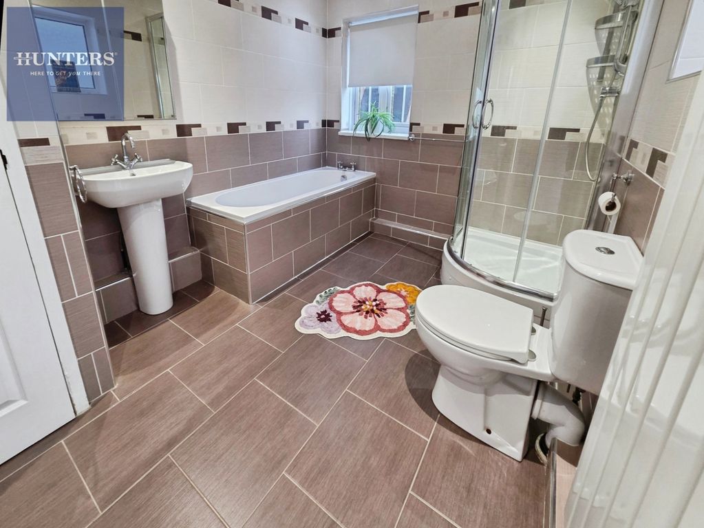 Property photo 3 of 12 Pbox-Img.Jpg