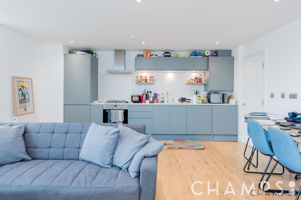 Property photo 3 of 14 Gallery