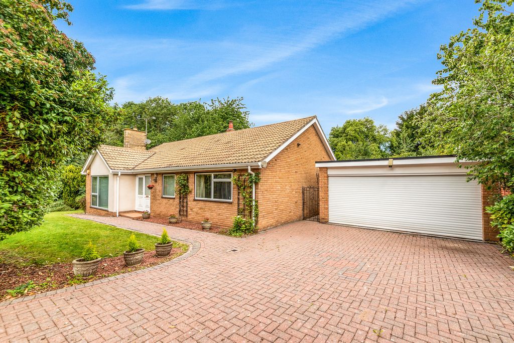 Property photo 1 of 22