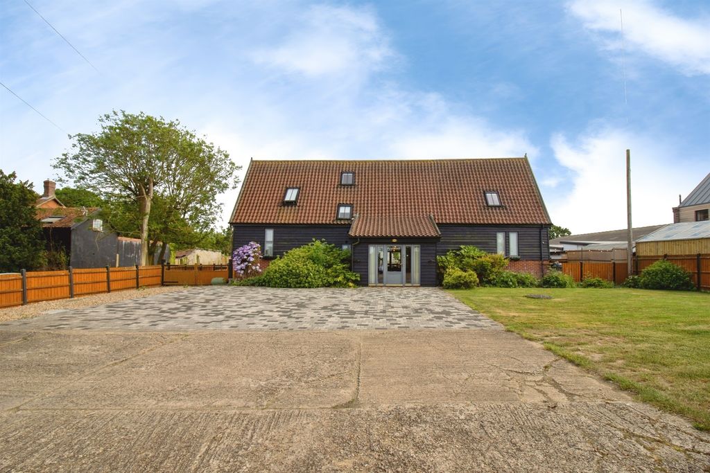 Property photo 1 of 27