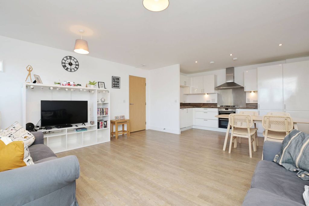 Additional image 3 of 1 bed flat for saleBurnbrae Drive, East Craigs, Edinburgh EH12