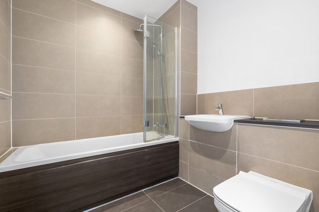 Property photo 3 of 29