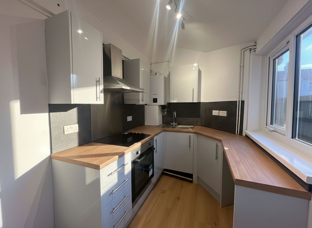 Property photo 1 of 15 Kitchen