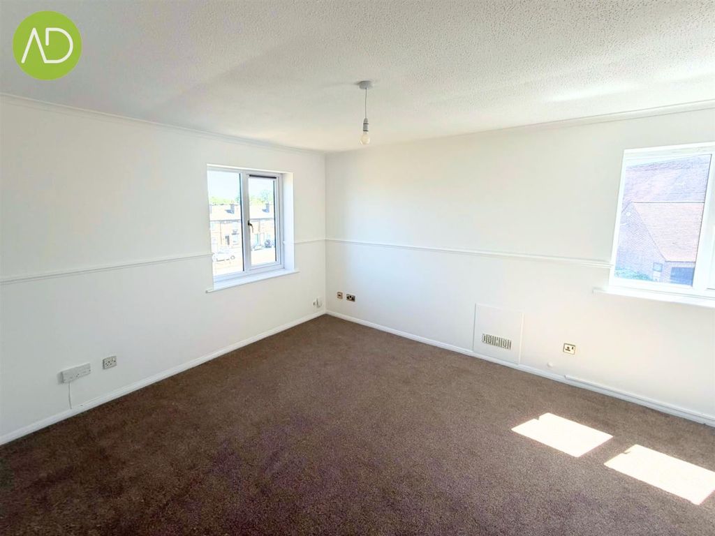 Property photo 3 of 7 6.Jpg