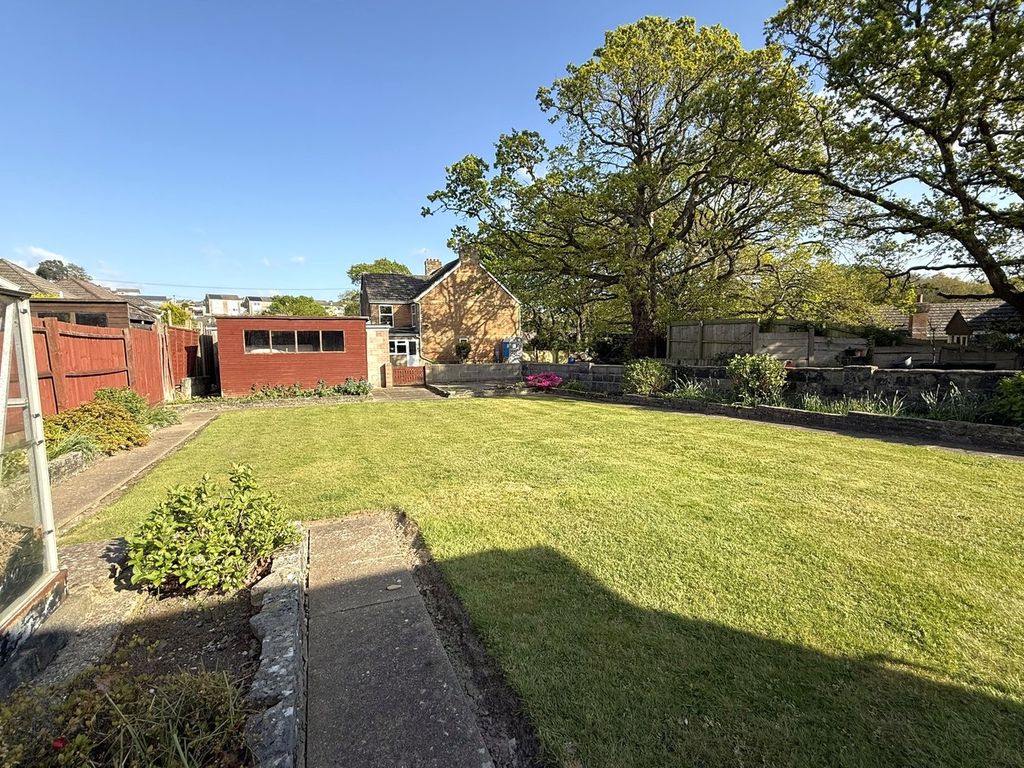 Property photo 2 of 23