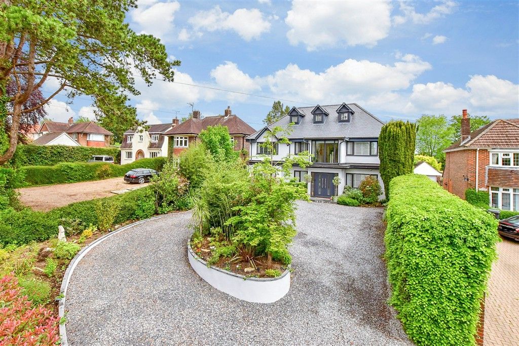 Property photo 1 of 28 External (Web And Brochure) 1