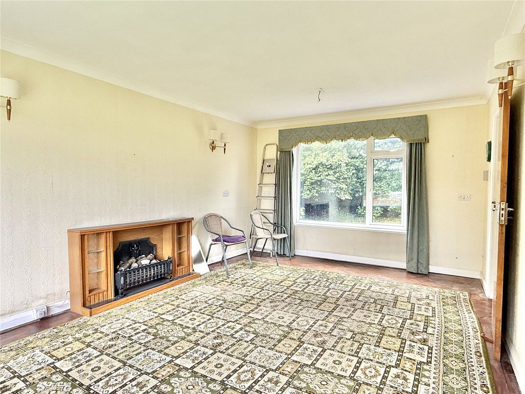 Property photo 3 of 22 Picture No. 35