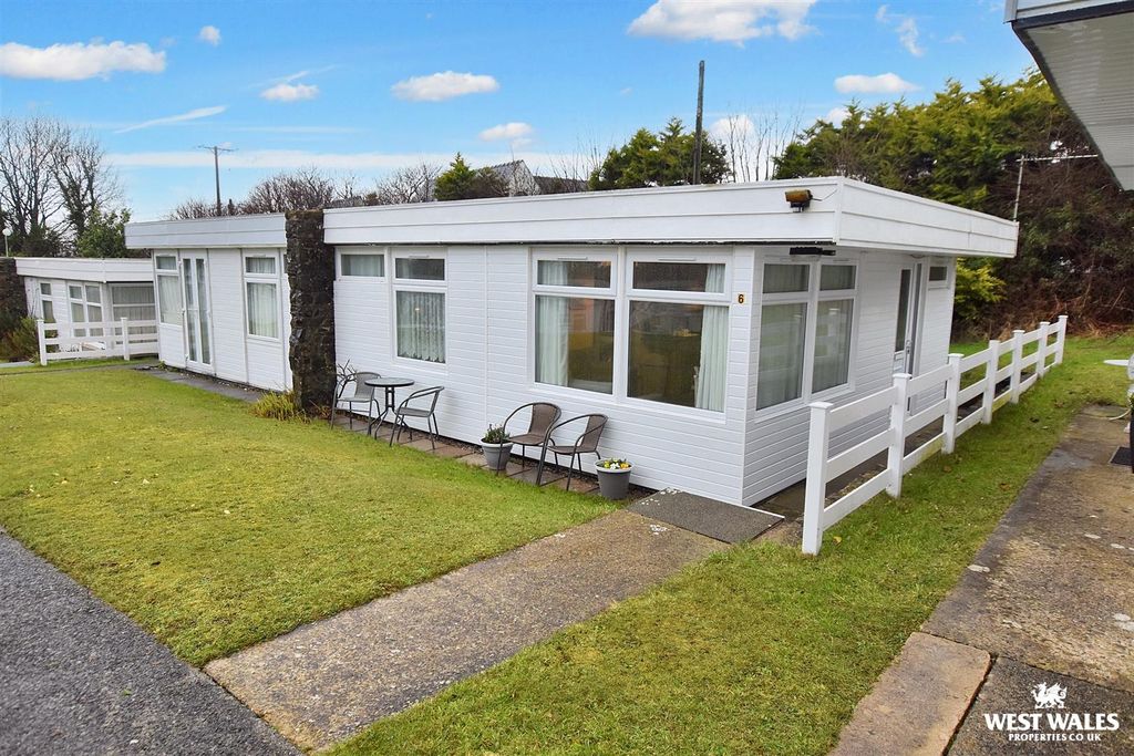 Property photo 2 of 20 16 (29).Jpg