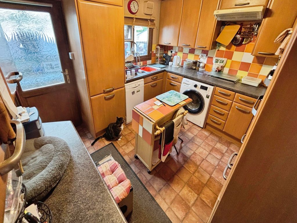 Property photo 3 of 18