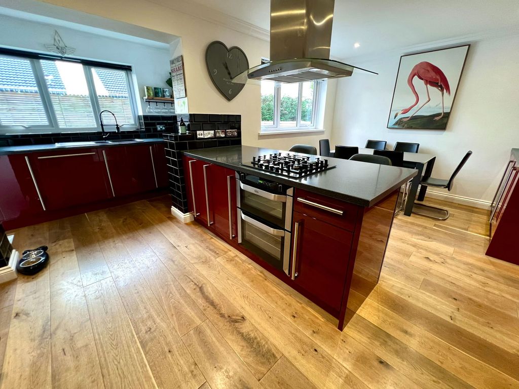 Property photo 3 of 22