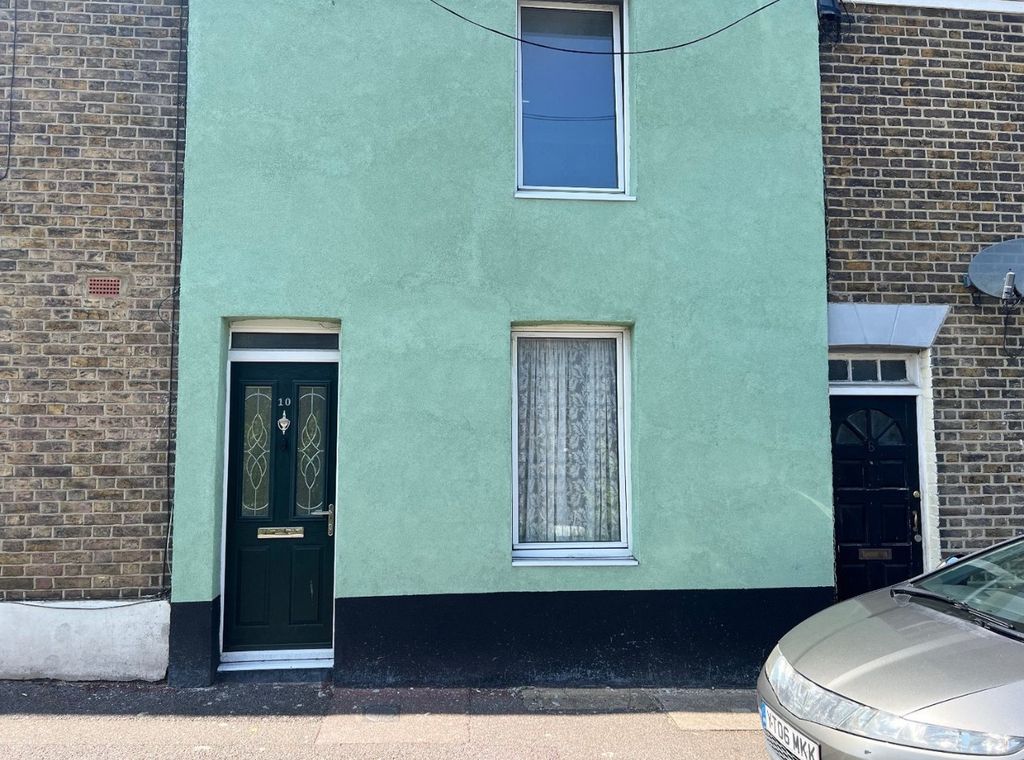 Property photo 1 of 4