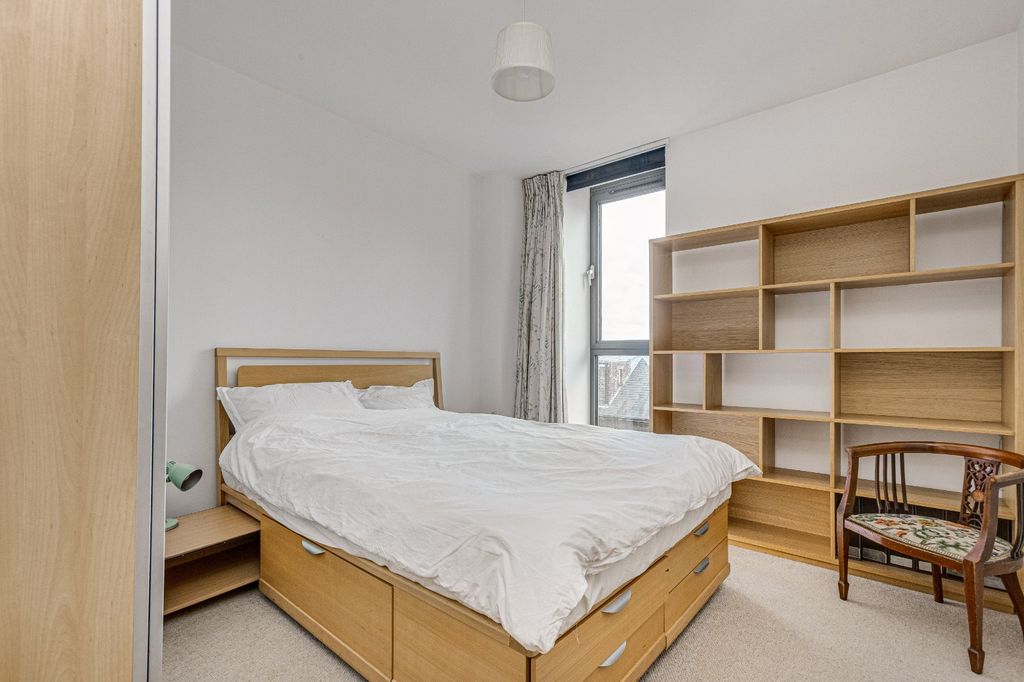 Property photo 3 of 8