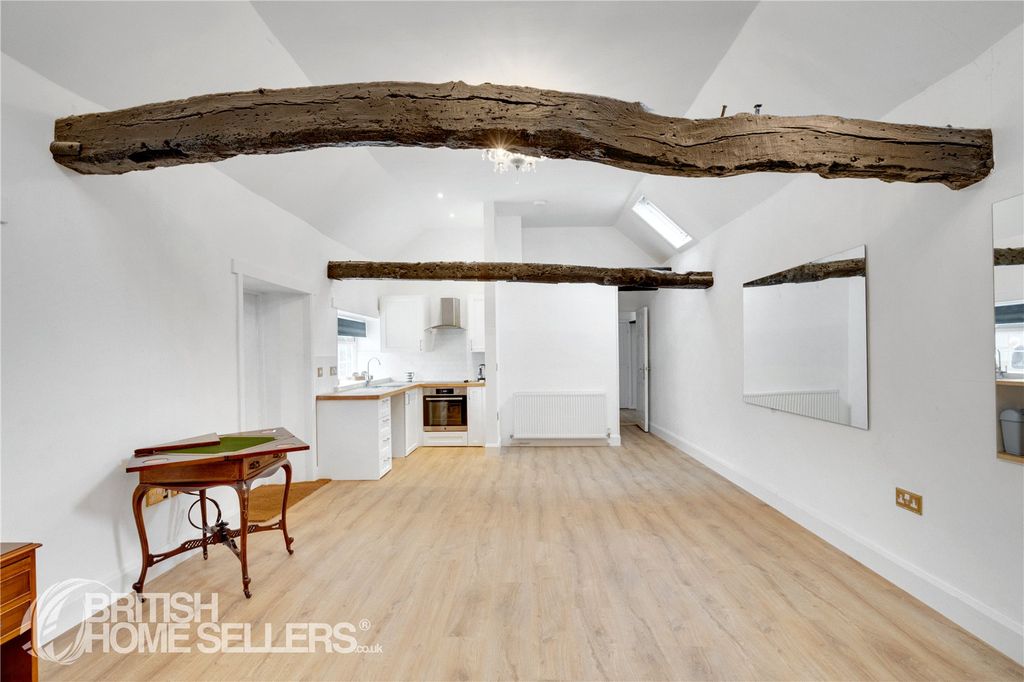 Property photo 3 of 13 Picture No. 13