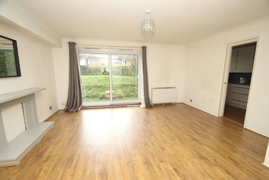 Property photo 3 of 13 Photo 8