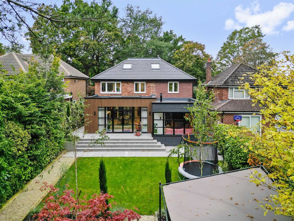 Property photo 2 of 37