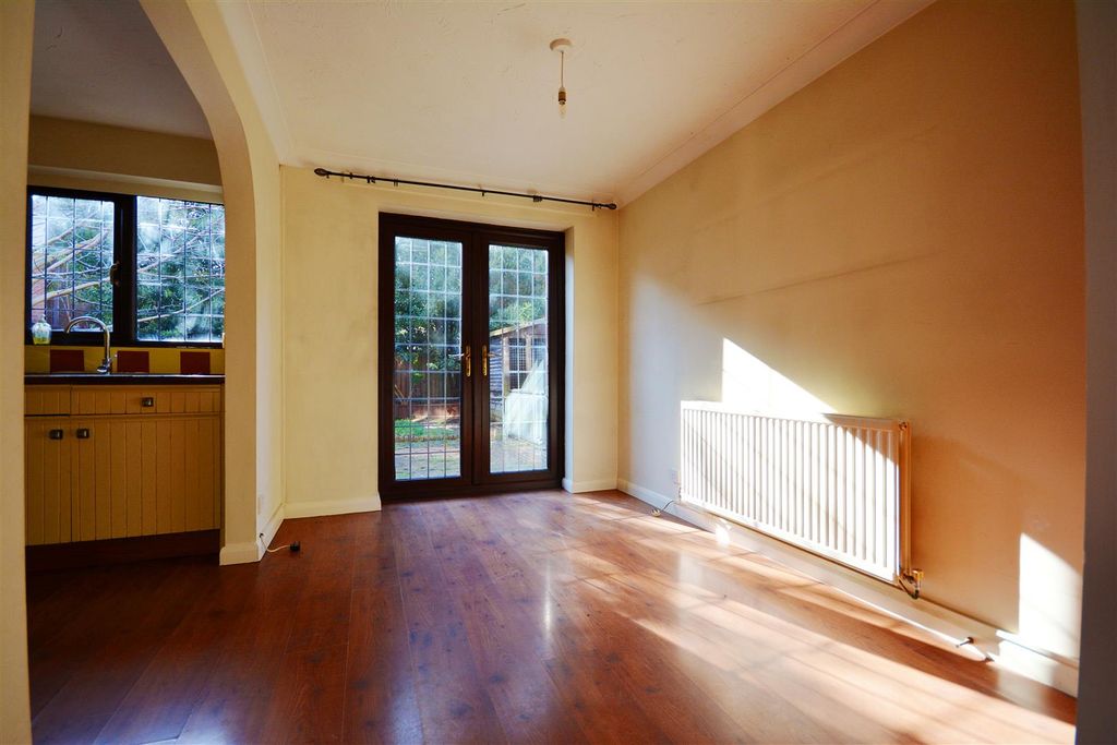 Property photo 3 of 9 3.Jpg