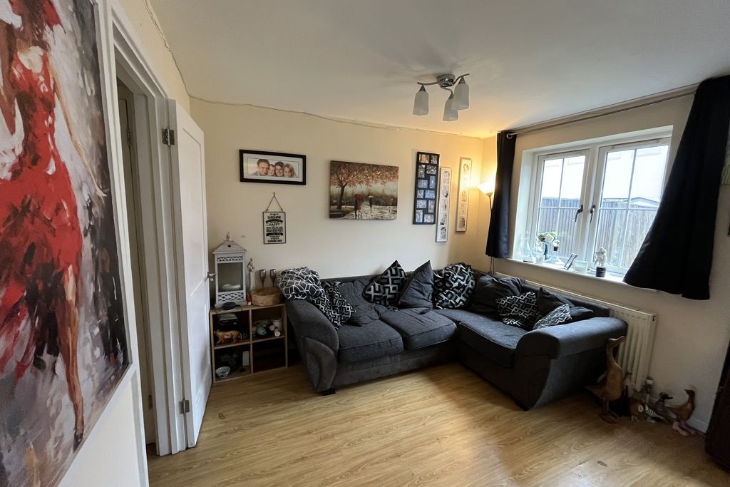 Property photo 2 of 14
