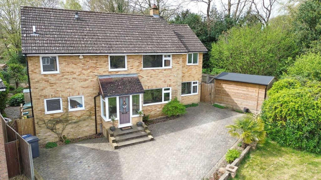 Property photo 1 of 26