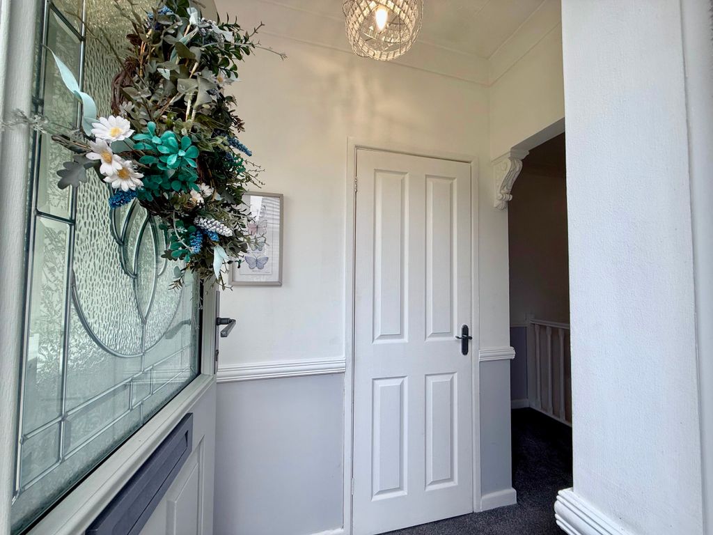 Property photo 3 of 38