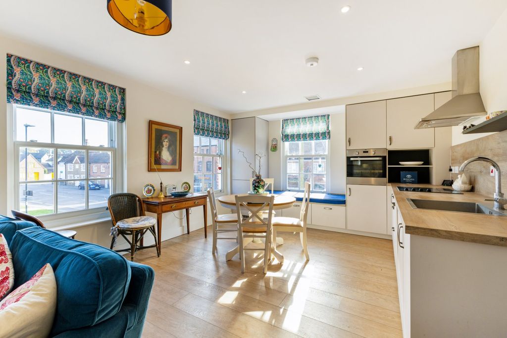 Property photo 2 of 12 Reception Room