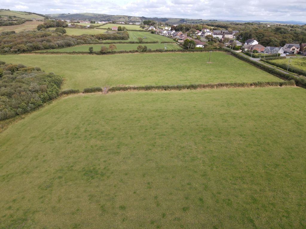 Property photo 2 of 12