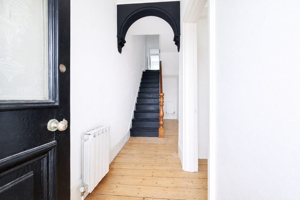 Property photo 3 of 45