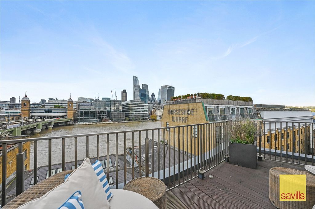 Property photo 1 of 27 External