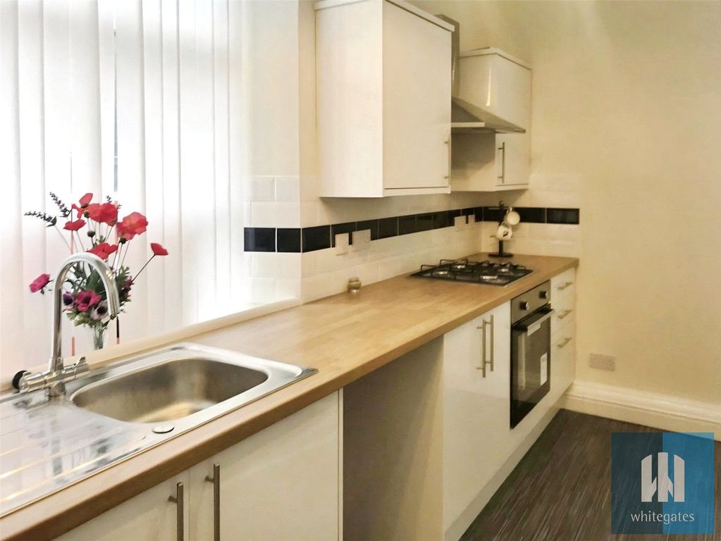 Property photo 2 of 5 Picture No. 11