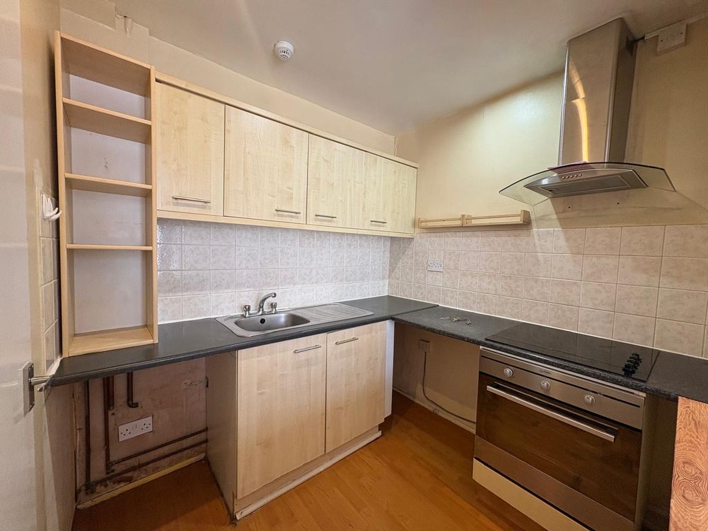 Property photo 1 of 4