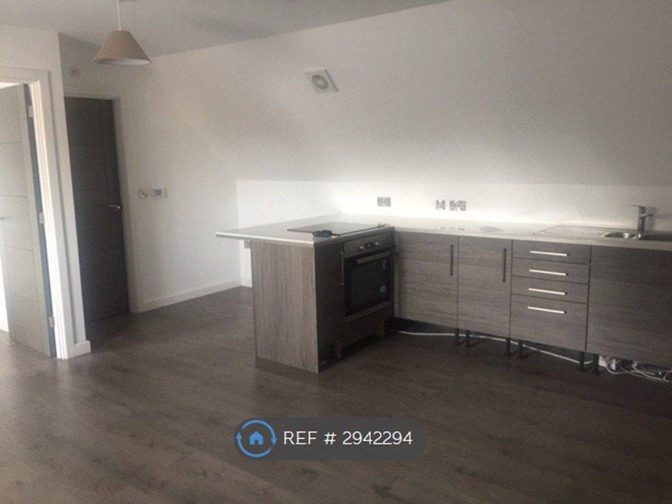 Property photo 2 of 7 Kichen Area