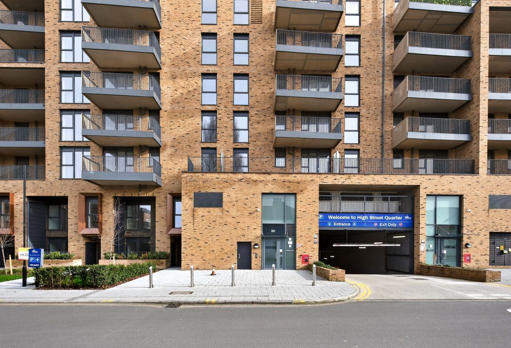 Property photo 1 of 21