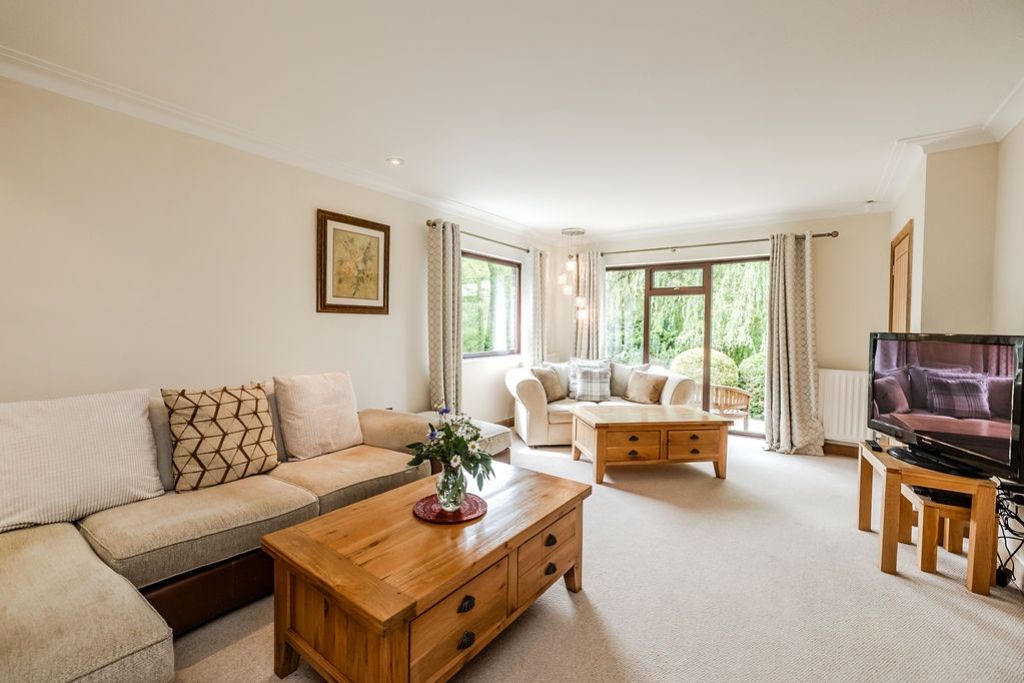 Property photo 3 of 27 53Woodside(3Bedbungalow)Darrashallpontelandne209Jb