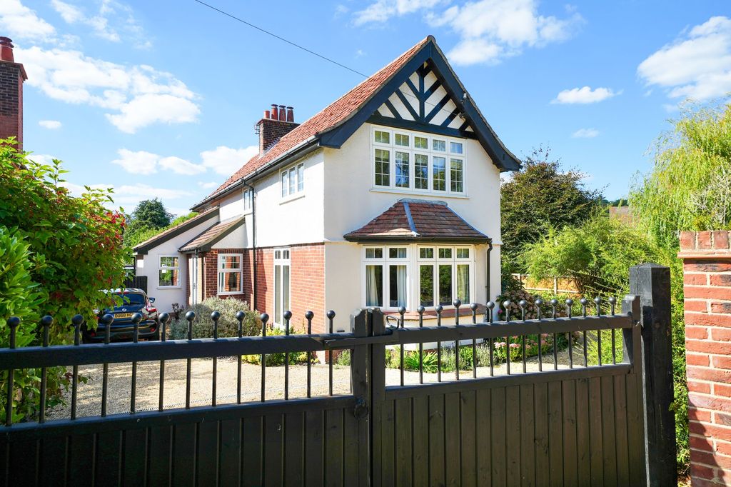 Property photo 1 of 39